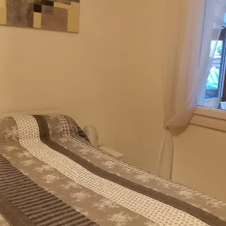Проживание в семье Privee *